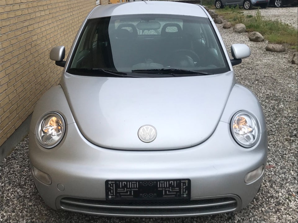 VW New Beetle 2,0 Highline 2d