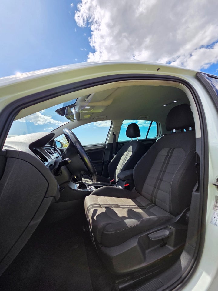 VW Golf VII 1,4 TSi 140 R-line DSG BMT 5d