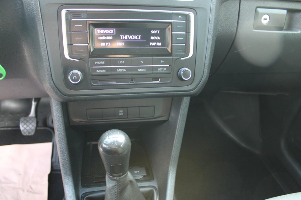 VW Caddy 2,0 TDi 102 BMT Van 4d