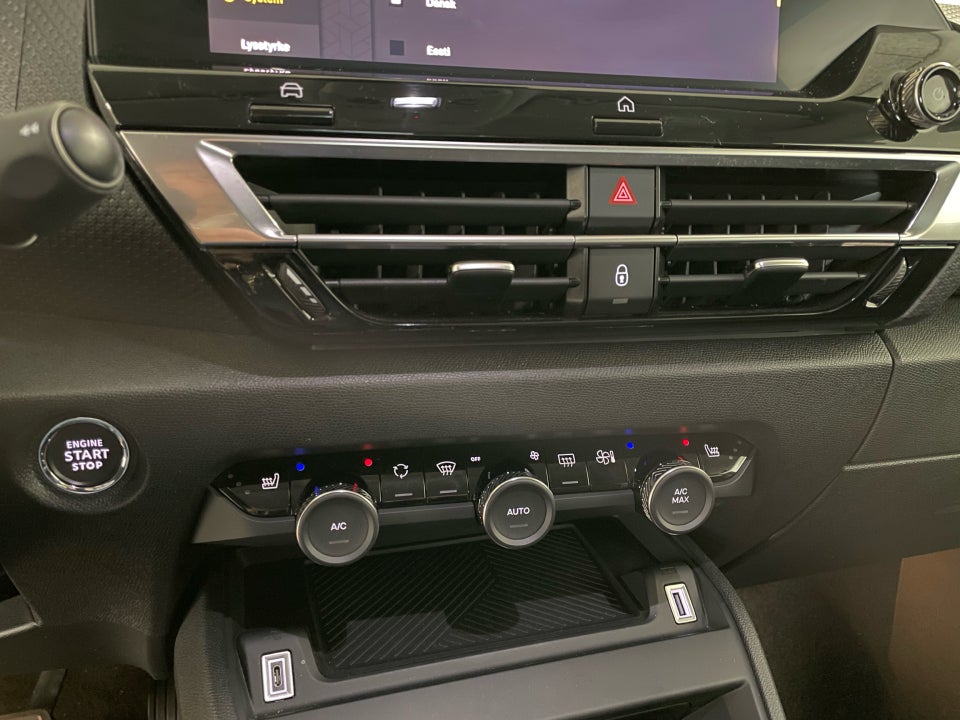 Citroën ë-C4 X 50 Concorde 4d