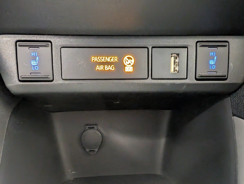 Toyota Yaris 1,5 Active 5d