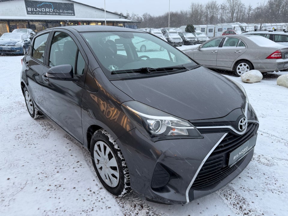 Toyota Yaris 1,0 VVT-i T2 Touch 5d