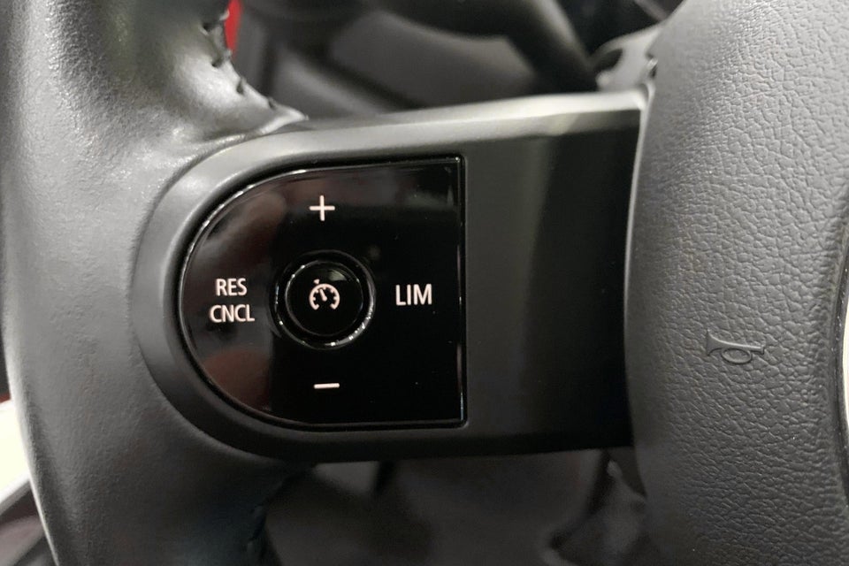 MINI Cooper SE Essential 3d