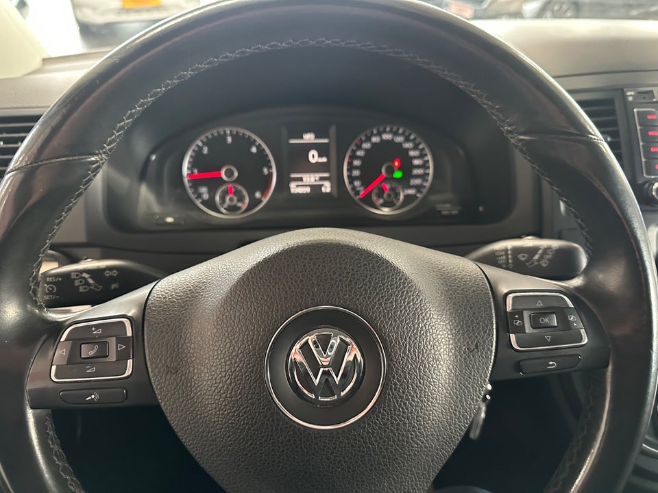 VW Multivan 2,0 TDi 180 Comfortline DSG kort 4d