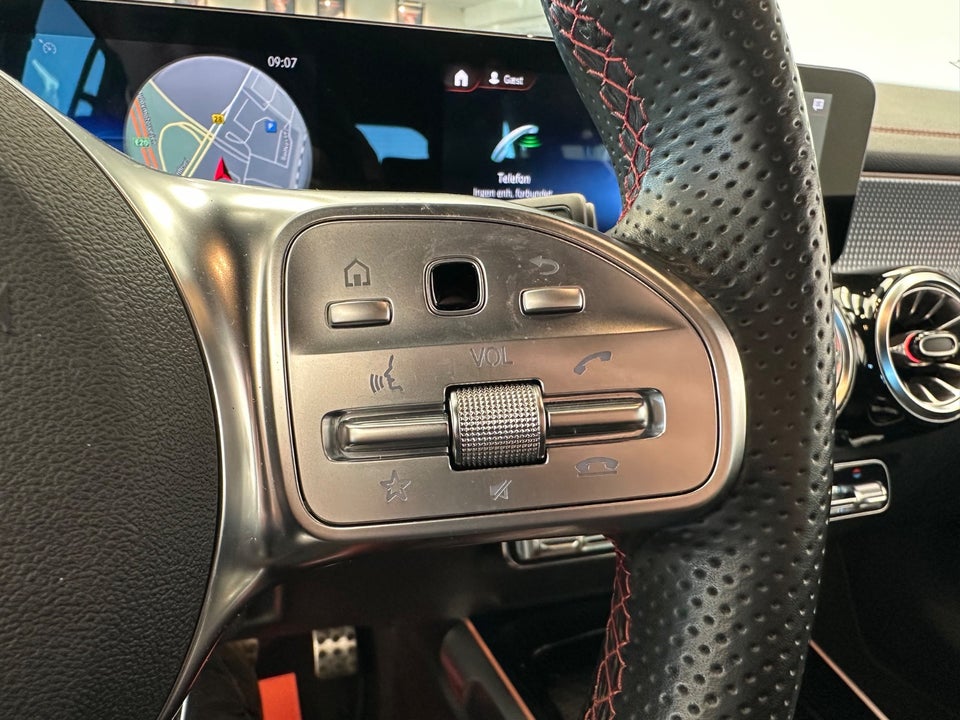 Mercedes EQB350 AMG Line 4Matic 5d