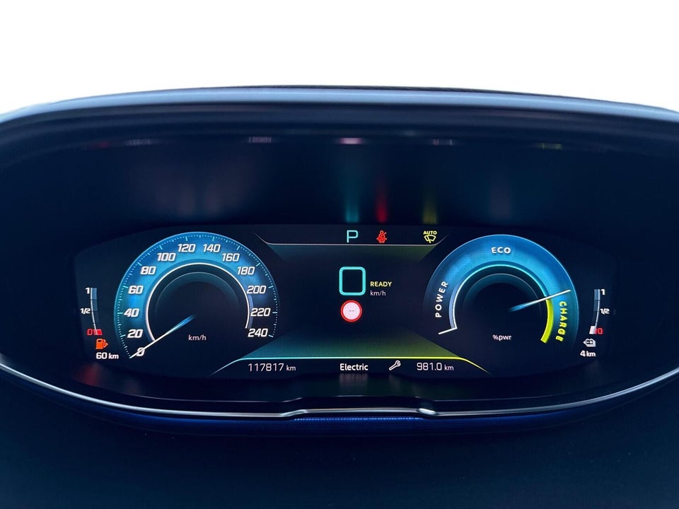 Peugeot 3008 1,6 Hybrid First Selection EAT8 5d