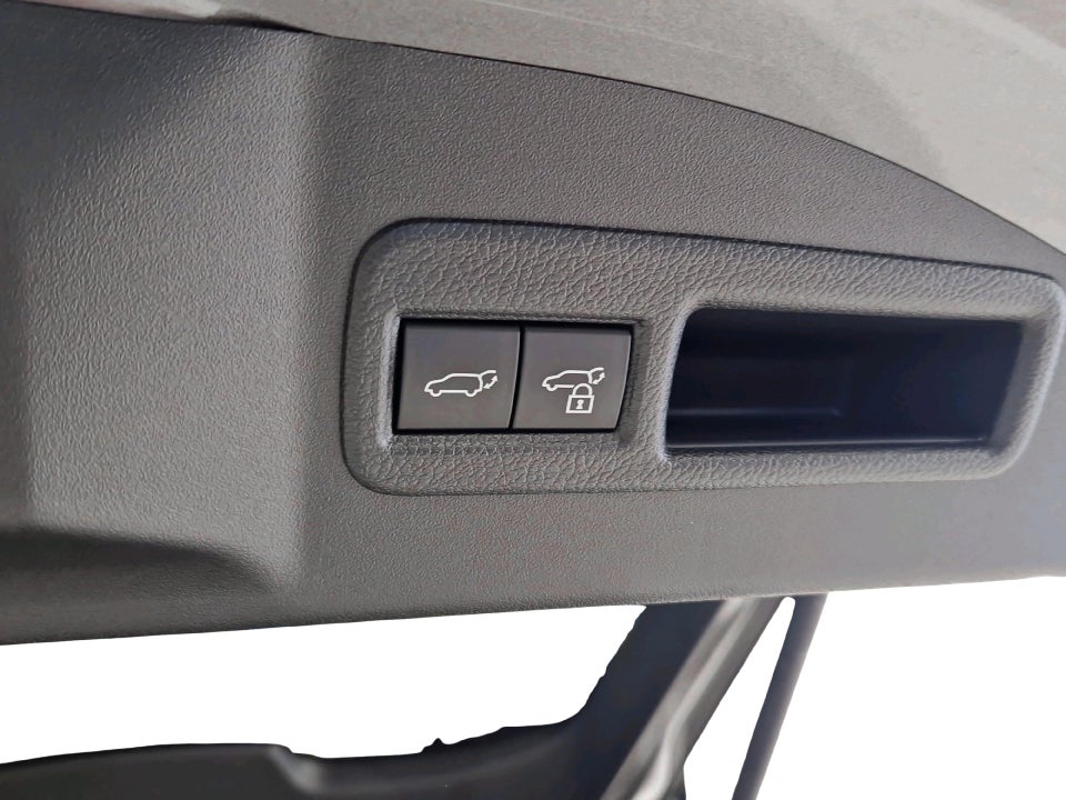 Toyota bZ4X Executive 5d