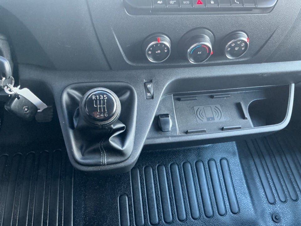 Renault Master IV T35 2,3 dCi 150 L3H2 Kassevogn Tekno