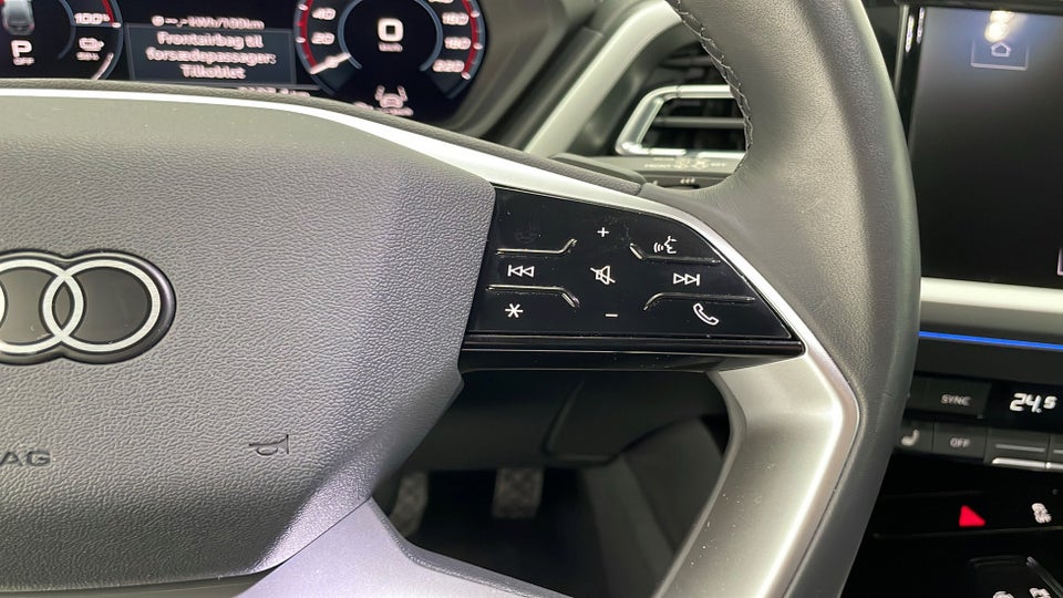 Audi Q4 e-tron 40 Attitude 5d