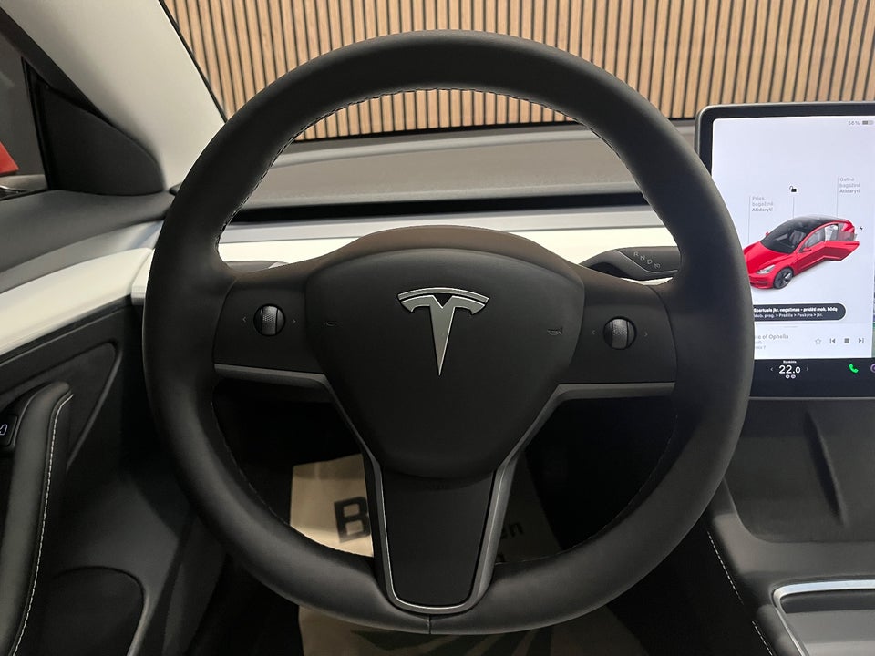 Tesla Model 3 RWD 4d