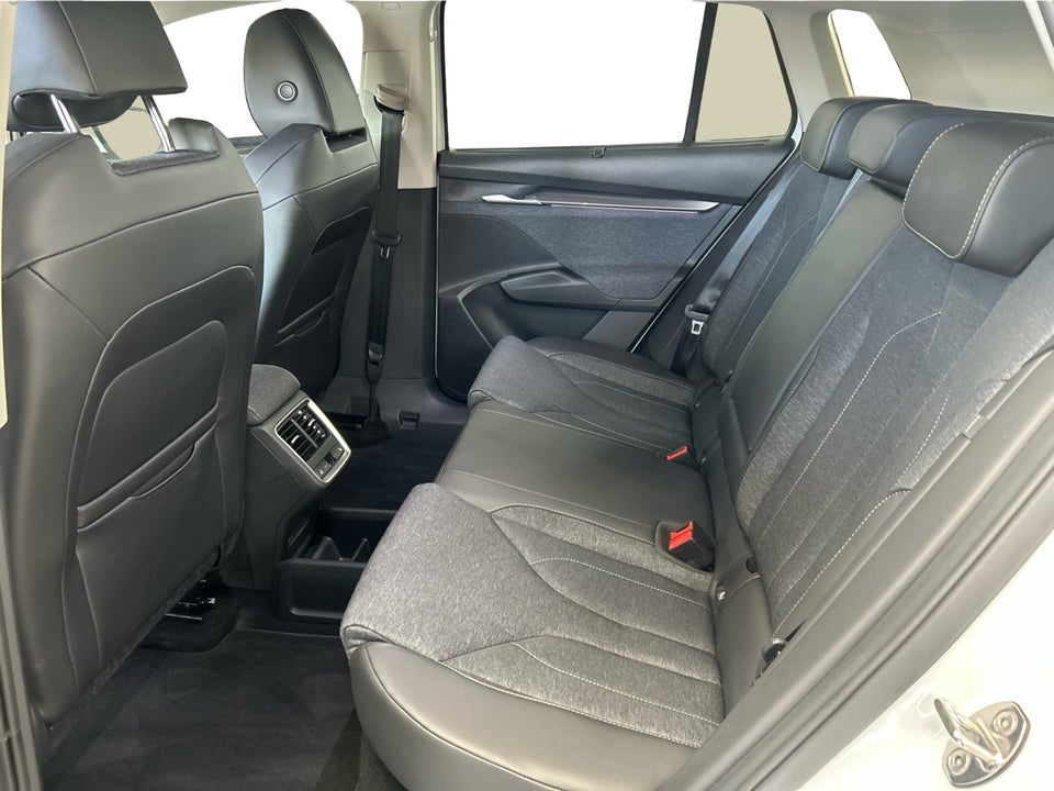 Skoda Elroq 85 iV Loft Advanced 5d