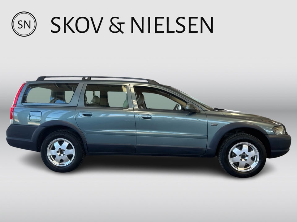 Volvo V70 2,4 T Cross Country aut. AWD 5d