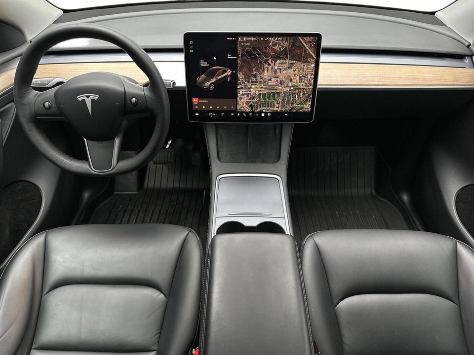 Tesla Model Y Long Range AWD 5d