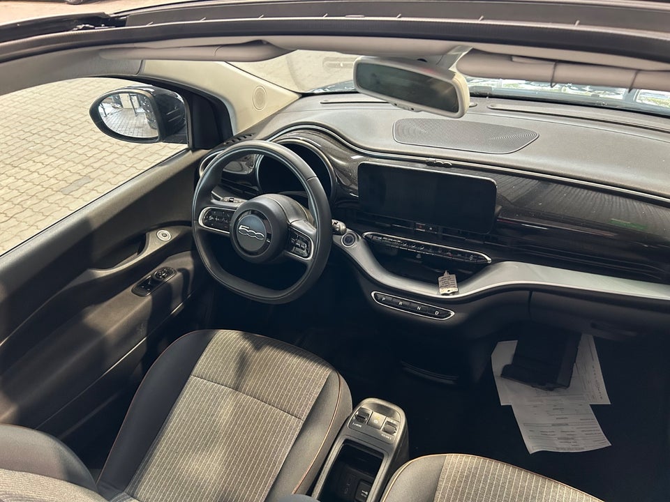 Fiat 500e 42 Icon Cabrio 2d