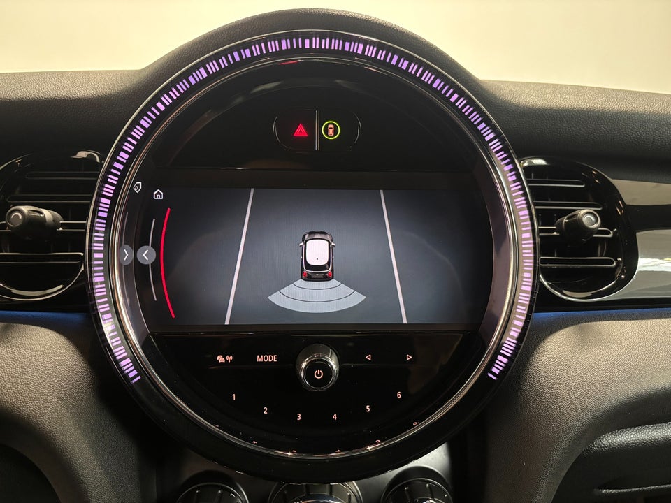 MINI Cooper SE Essential 3d