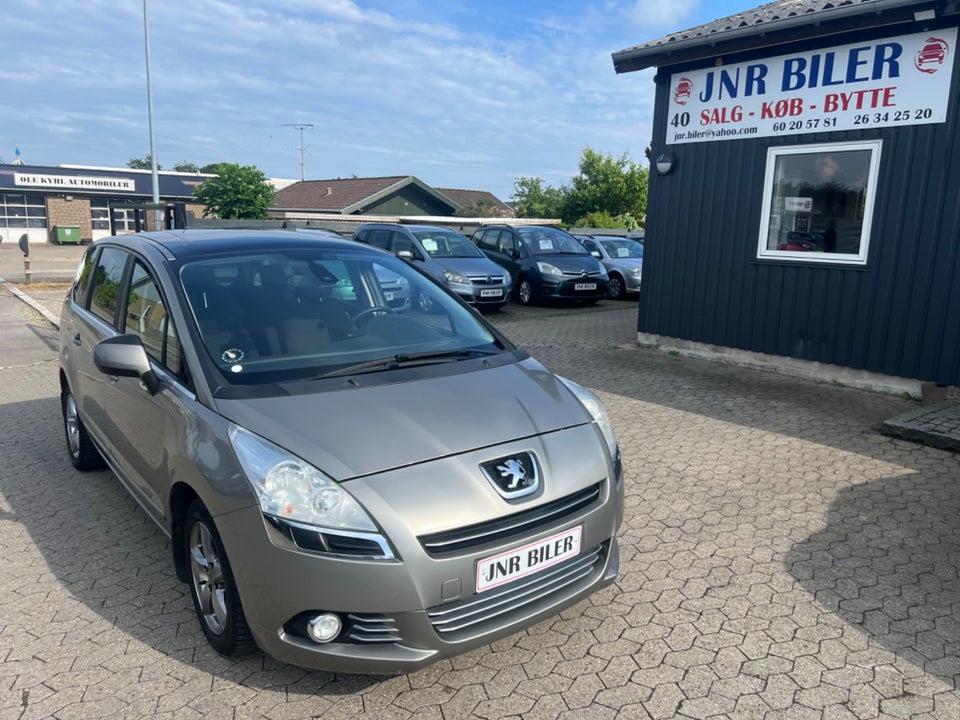 Peugeot 5008 2,0 HDi 150 Premium 7prs 5d