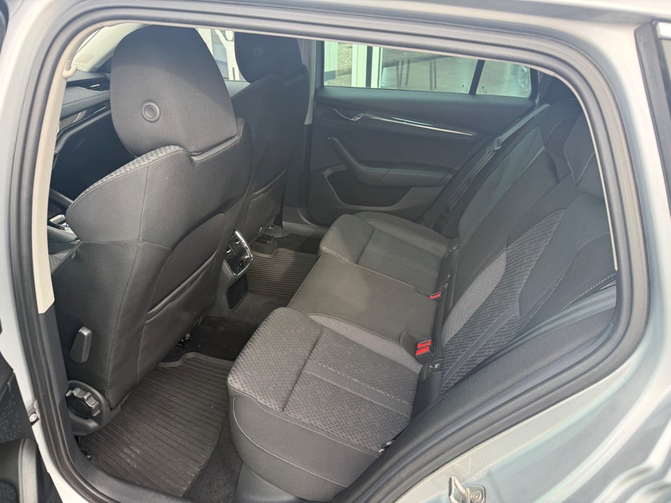 Skoda Octavia 2,0 TDi 150 Style Combi DSG 5d