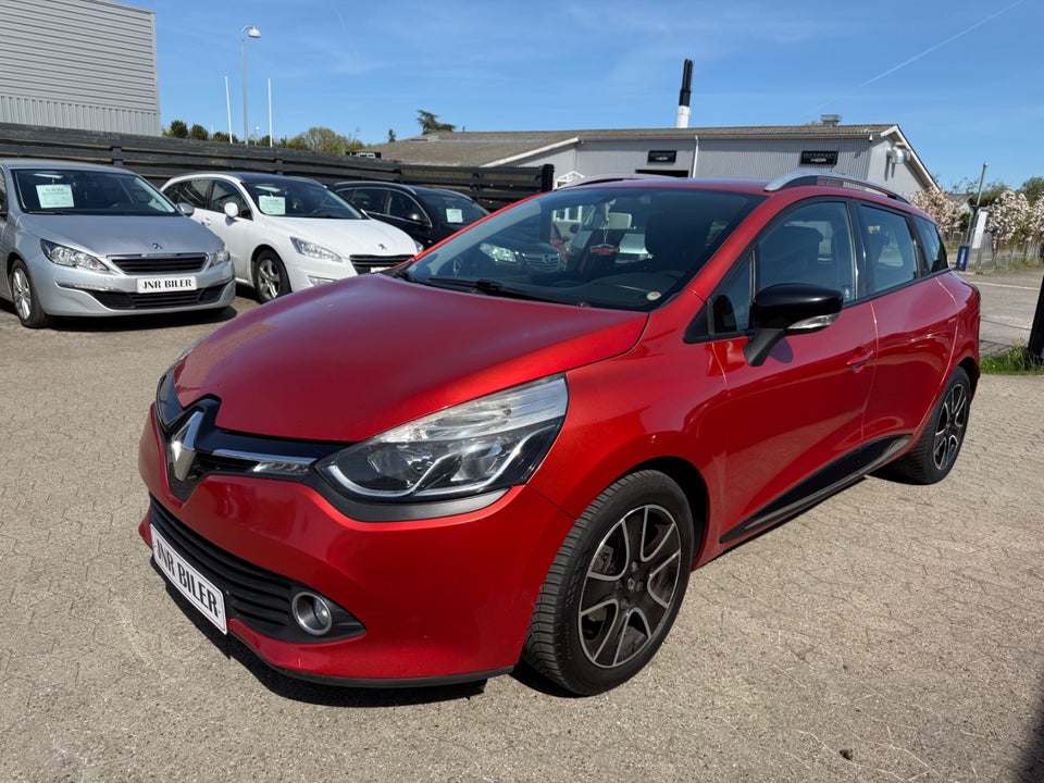 Renault Clio IV 0,9 TCe 90 Expression Sport Tourer 5d