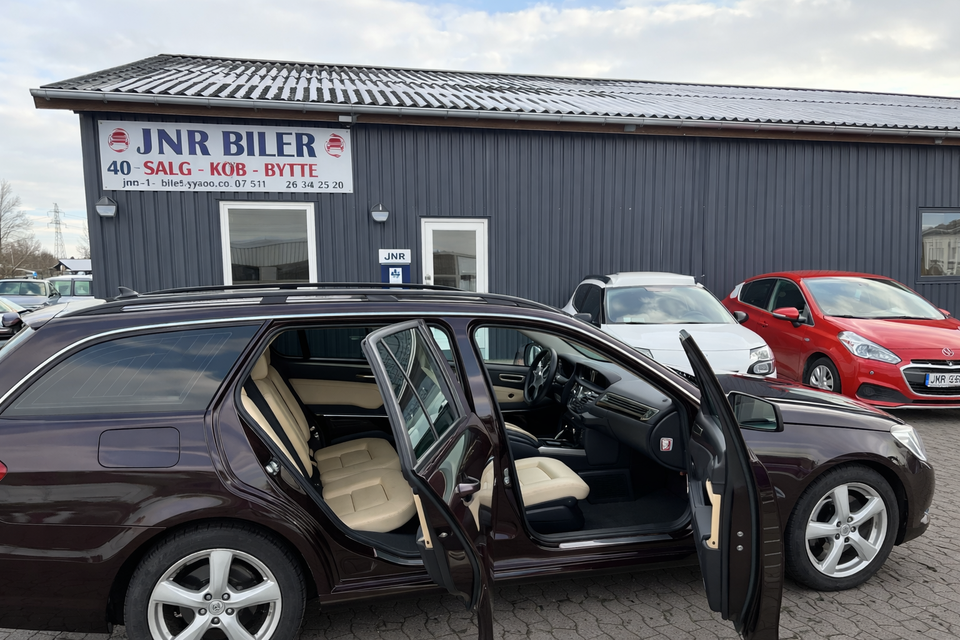 Mercedes E200 2,2 CDi stc. aut. BE 5d