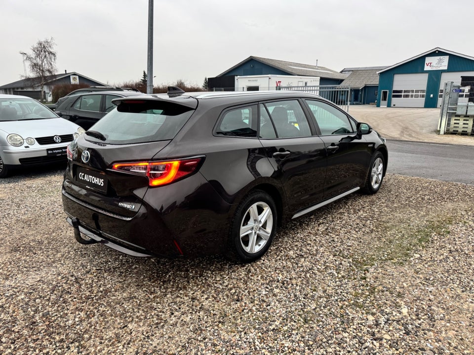 Toyota Corolla 1,8 Hybrid H3 Premium Touring Sports MDS 5d