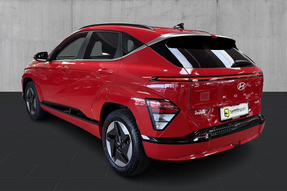 Hyundai Kona 48 EV Essential 5d