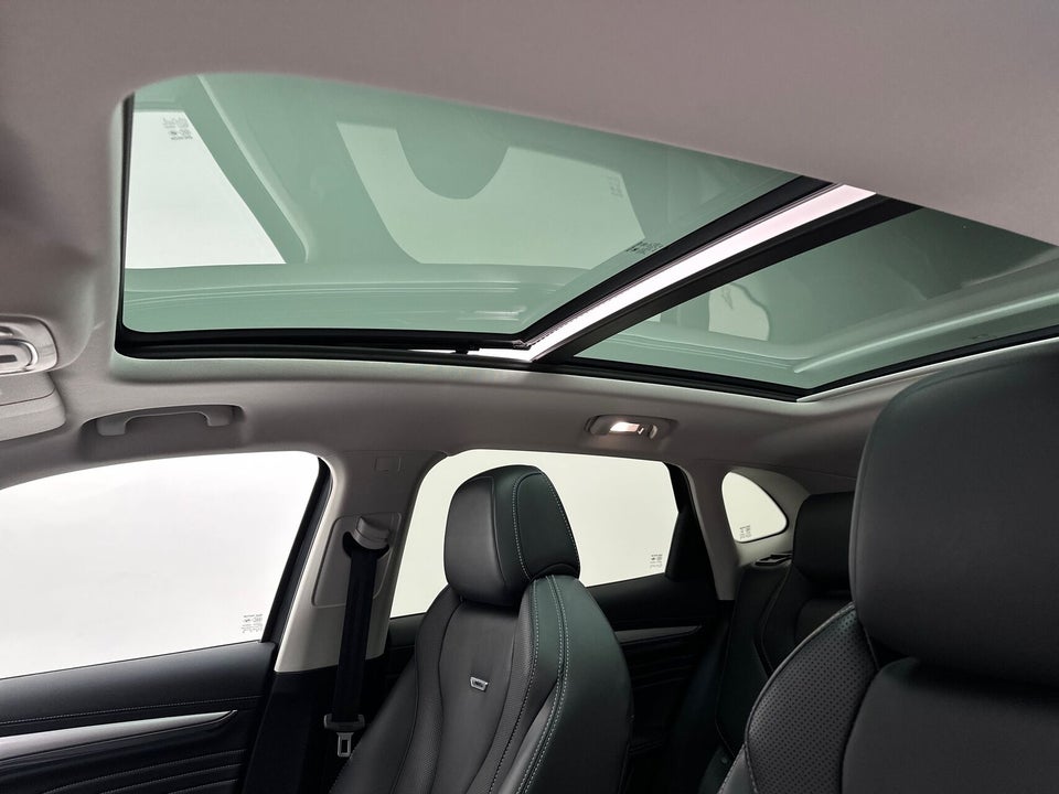 MG Marvel R Luxury 5d