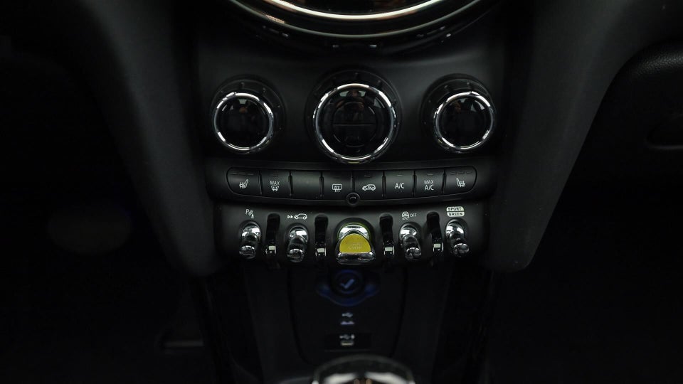 MINI Cooper SE Maximise 3d