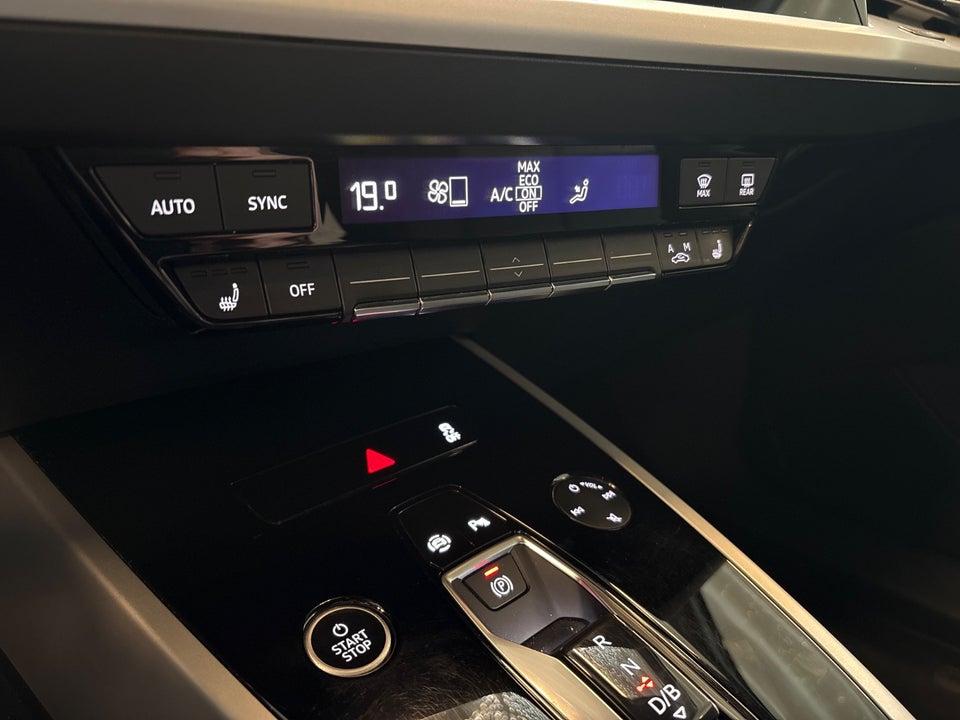 Audi Q4 e-tron 40 Advanced 5d