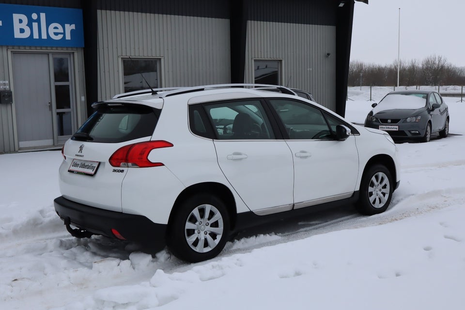 Peugeot 2008 1,2 VTi 82 Allure 5d