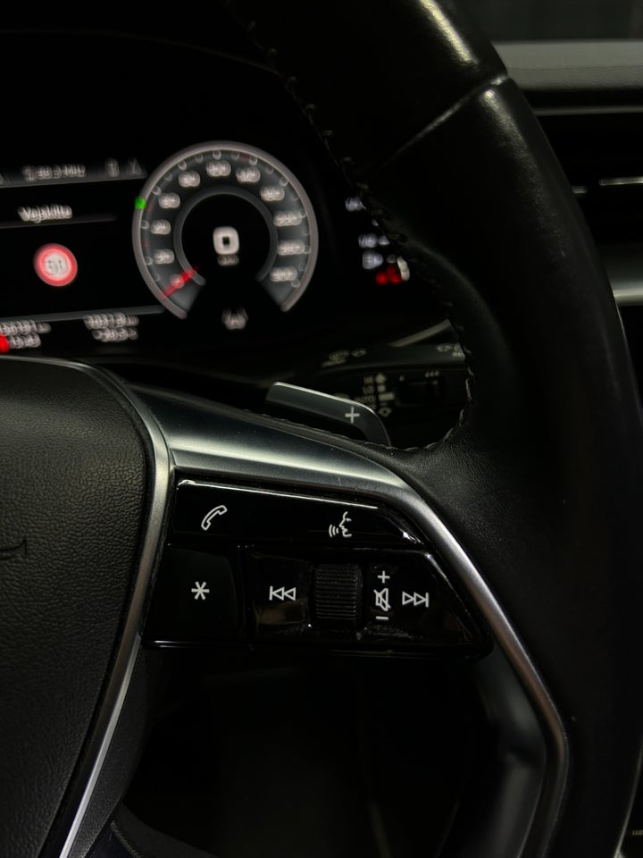 Audi A6 50 TDi S-line Avant quattro Tiptr. 5d