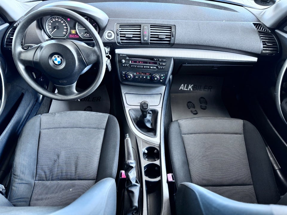 BMW 120d 2,0 Advantage 5d