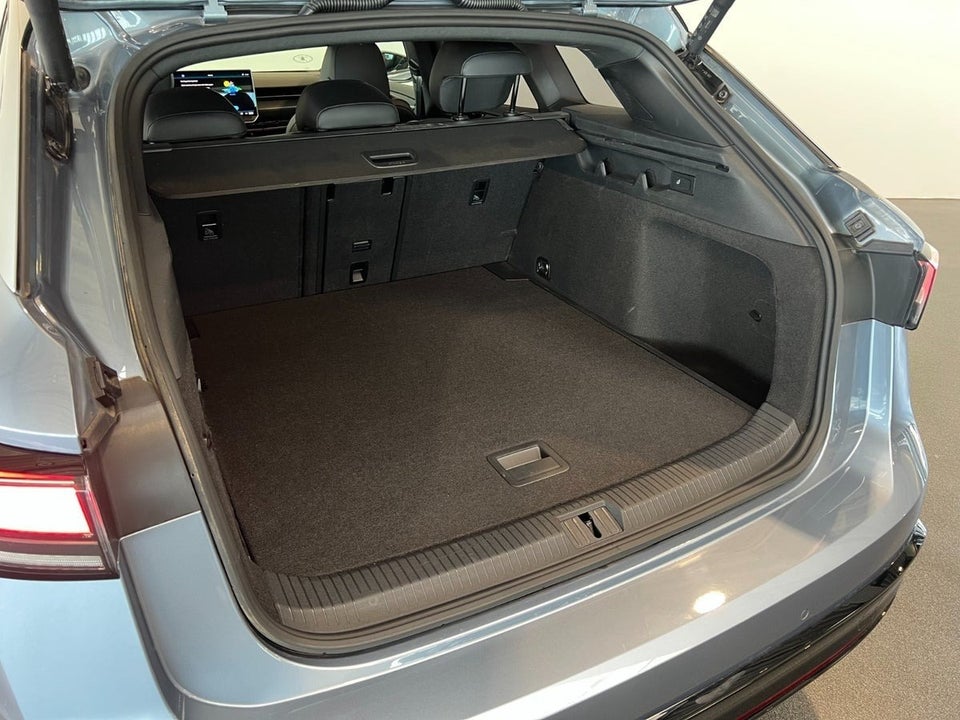 VW ID.7 77 Style Tourer 5d