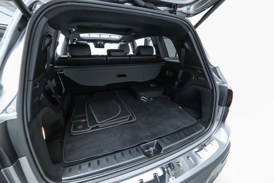 Mercedes EQB350 AMG Line 4Matic 7prs 5d