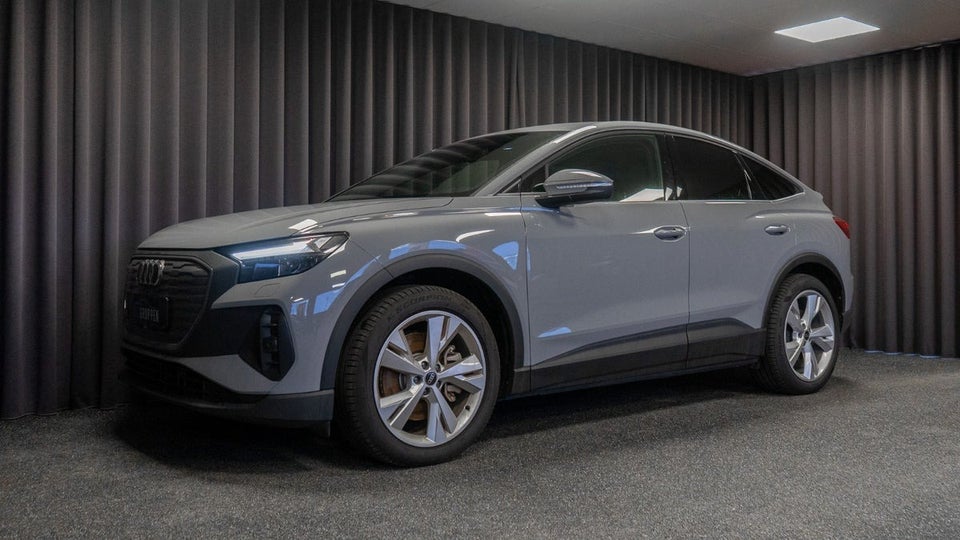 Audi Q4 e-tron 40 Advanced Sportback 5d
