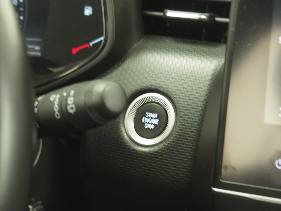 Renault Clio V 1,0 TCe 90 Intens 5d