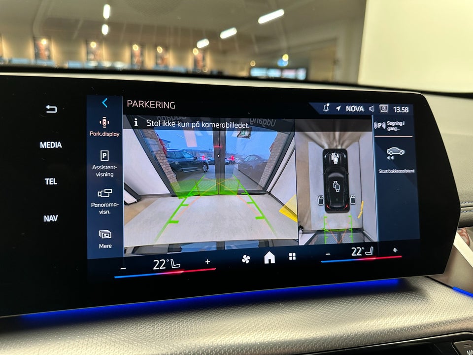 BMW iX1 eDrive20 M-Sport Pro 5d