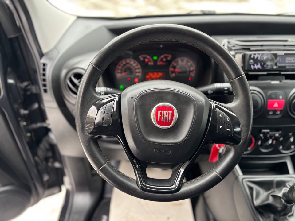Fiat Fiorino 1,3 MJT 80 Professional MTA Van 5d