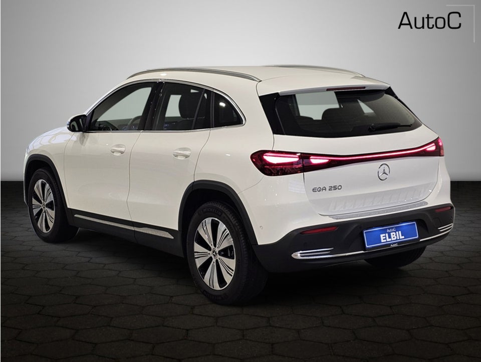 Mercedes EQA250 Progressive 5d
