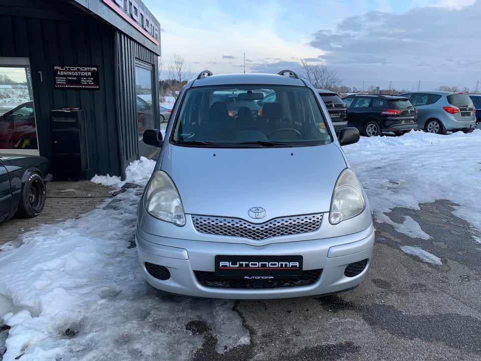 Toyota Yaris Verso 1,5 Luna Komfort 5d