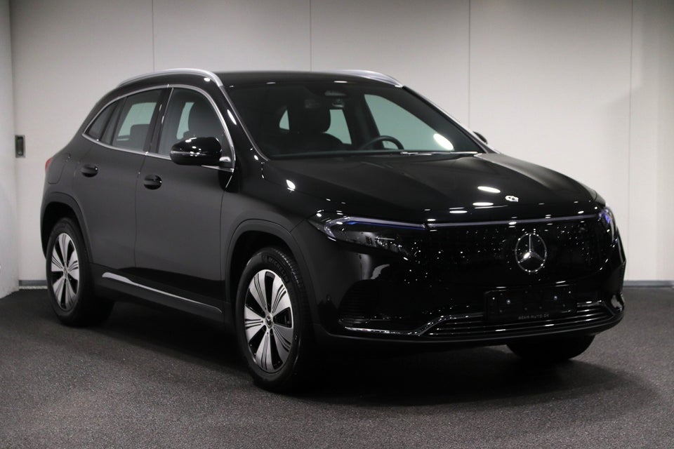 Mercedes EQA300 Progressive 4Matic 5d