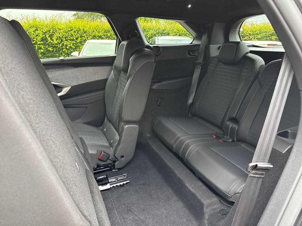 Peugeot e-5008 77 GT Pack 7prs 5d