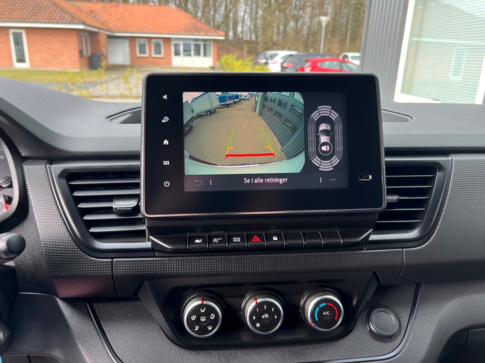 Renault Trafic 2,0 dCi 150 L2H1 EDC