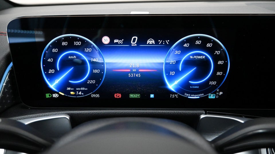 Mercedes EQB250+ AMG Edition 5d