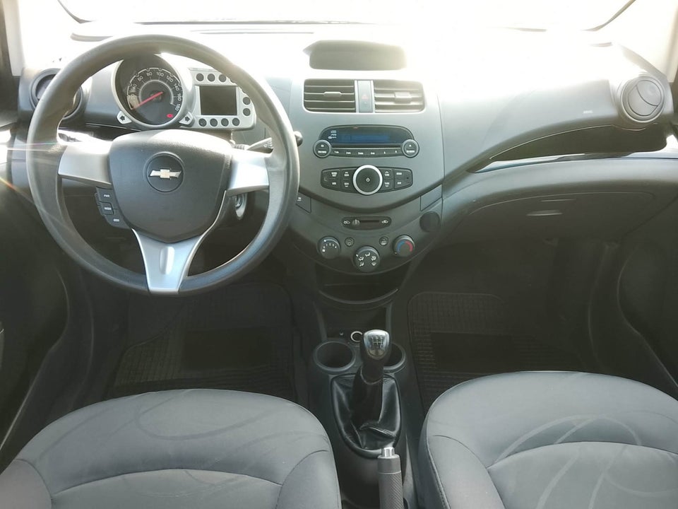 Chevrolet Spark 1,0 LE 5d