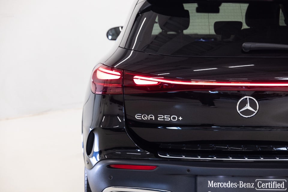 Mercedes EQA250+ AMG Premium 5d