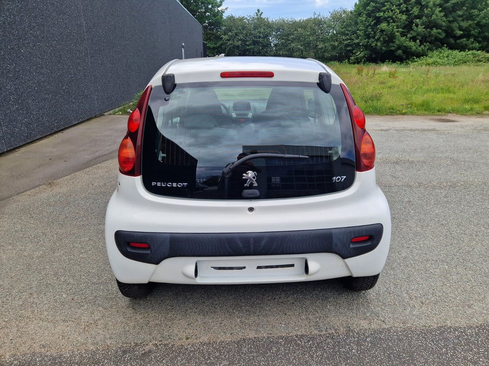 Peugeot 107 1,0 Trendy 5d