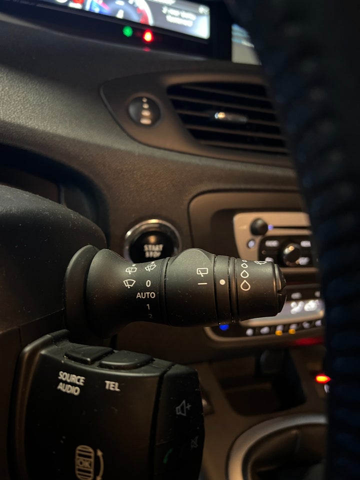 Renault Grand Scenic III 1,5 dCi 110 Limited Edition 5d