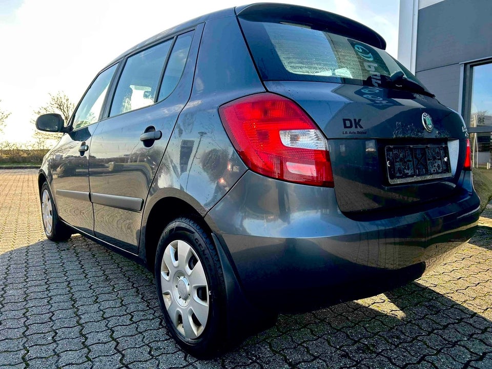Skoda Fabia 1,2 12V Ambiente 5d