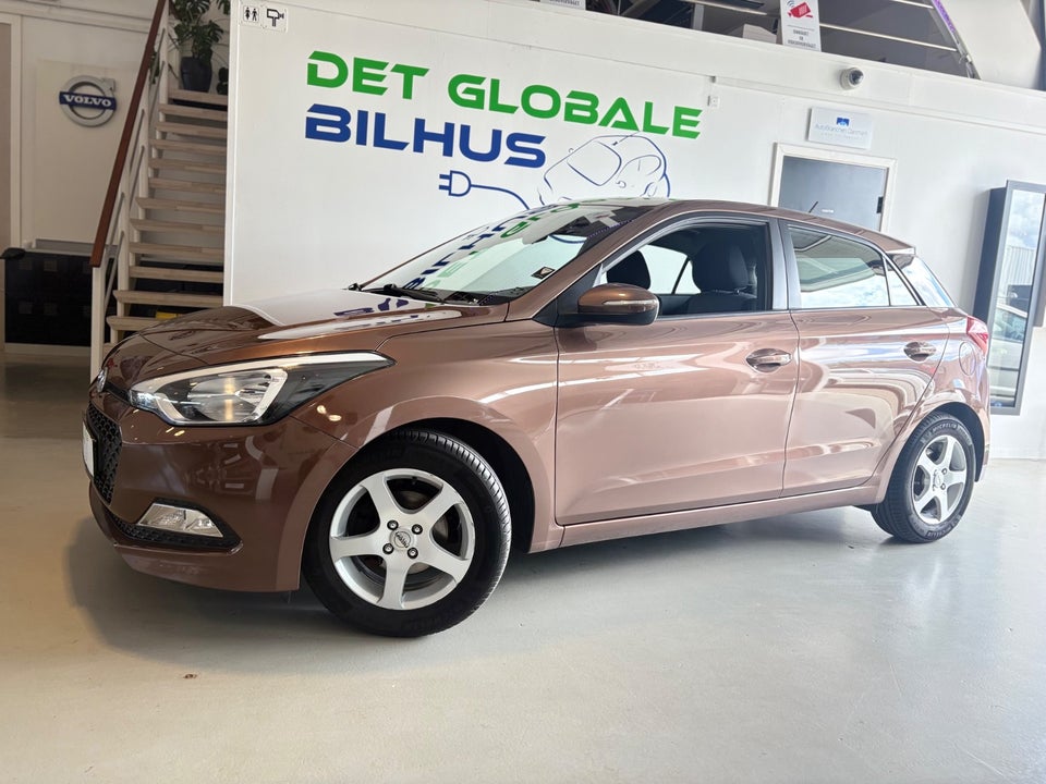 Hyundai i20 1,25 Fresh 5d