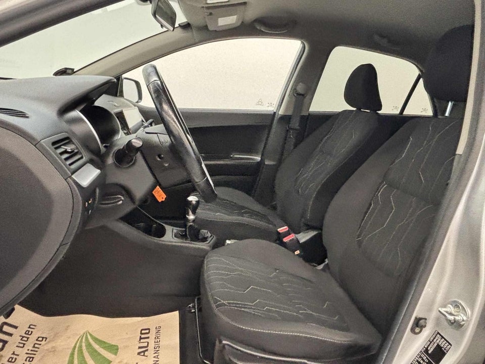 Kia Picanto 1,0 Limited 5d